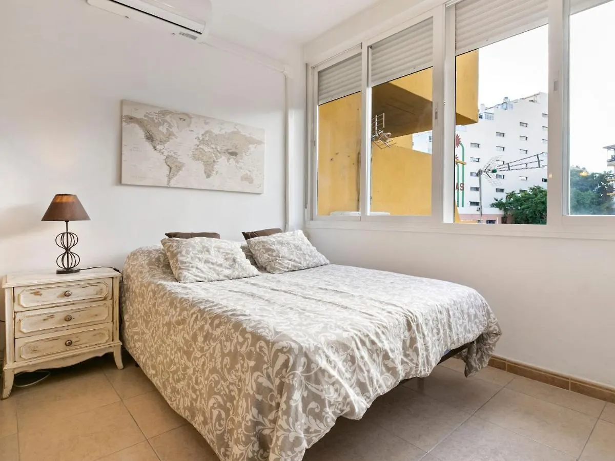 Pleasant Holiday Home In Torremolinos With Beach Nearby