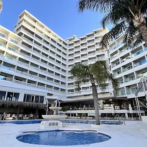 4* Hotel Parasol Garden