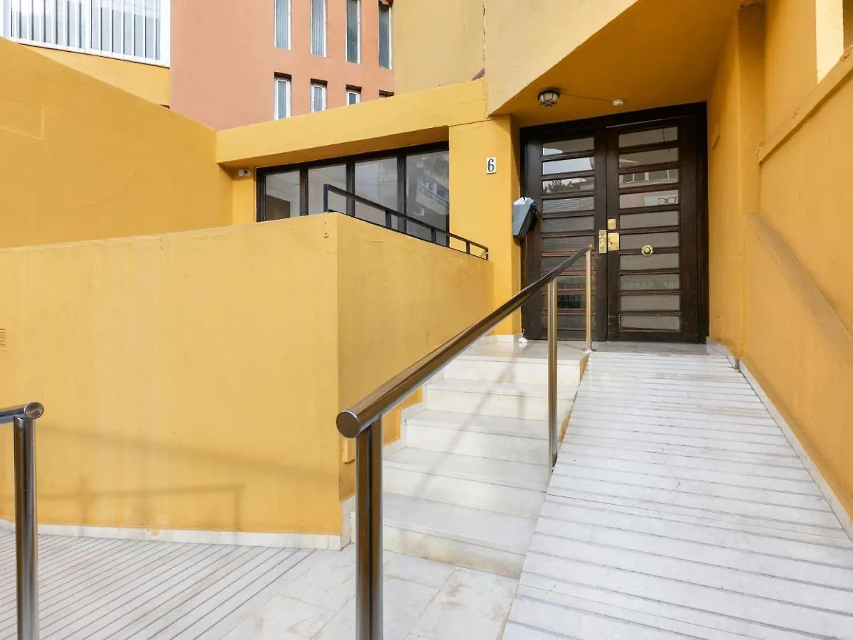 Pleasant Holiday Home In Torremolinos With Beach Nearby