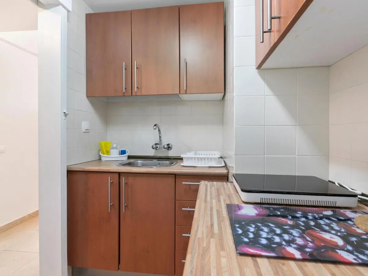 Pleasant Holiday Home In Torremolinos With Beach Nearby
